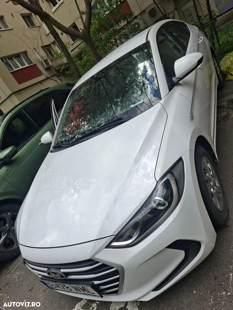 Hyundai Elantra 1.6 MPi Comfort - 3