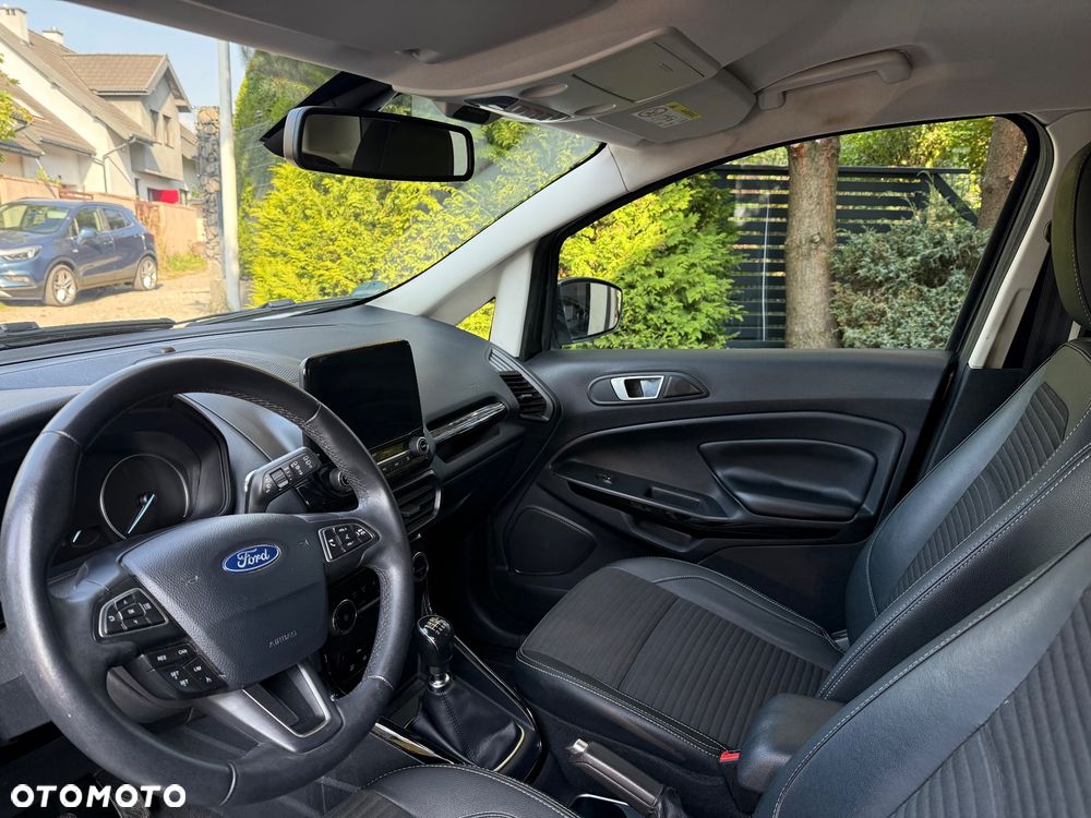 Ford EcoSport - 26