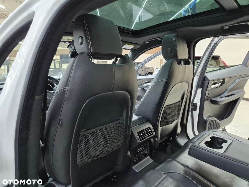 Jaguar F-Pace 2.0 i4D AWD R-Sport - 20