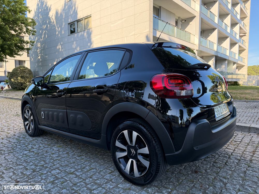 Citroën C3 1.2 PureTech Shine - 2