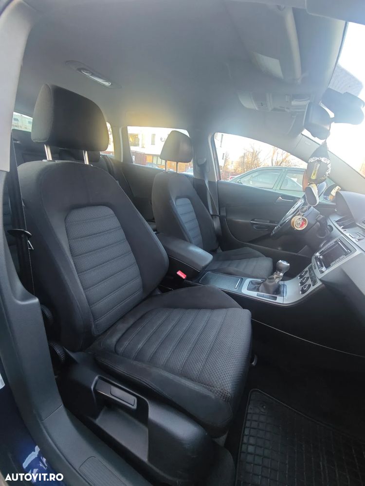 Volkswagen Passat - 8