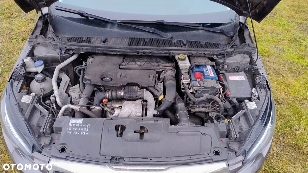 Peugeot 308 e-HDi 115 Stop & Start Allure - 15