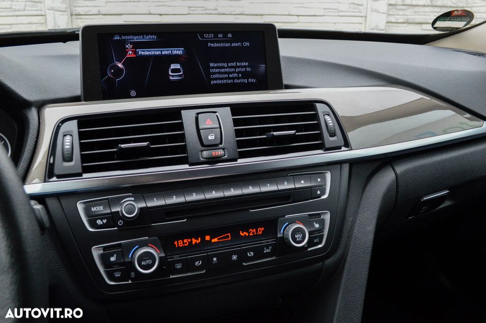 BMW Seria 3 320d xDrive Aut. Luxury Line - 29