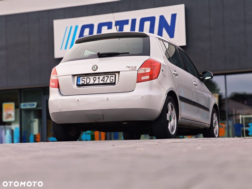 Skoda Fabia - 10