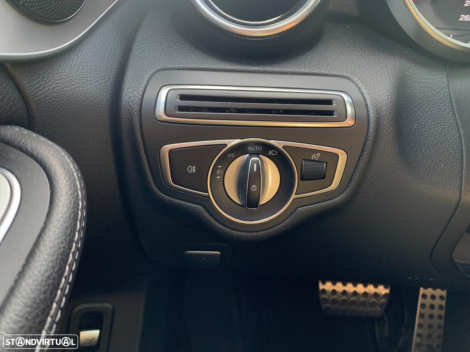 Mercedes-Benz C 220 d AMG Line - 13
