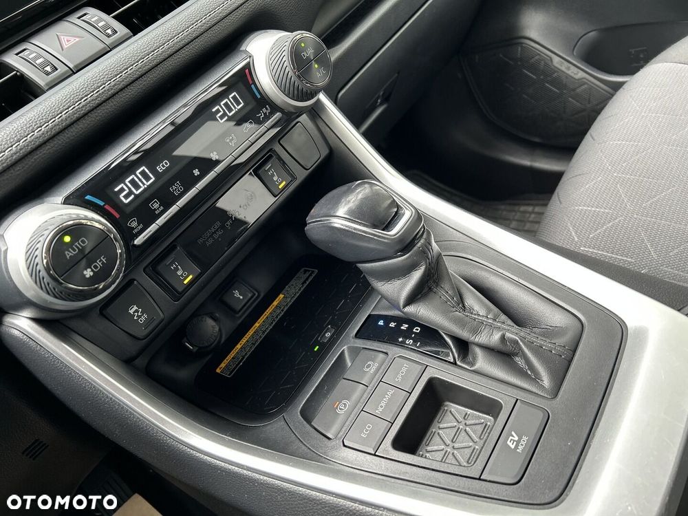 Toyota RAV4 2.5 Hybrid Comfort 4x2 - 19