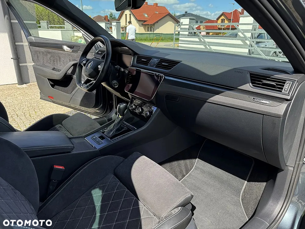 Skoda Superb 2.0 TSI 4x4 Sportline DSG - 39
