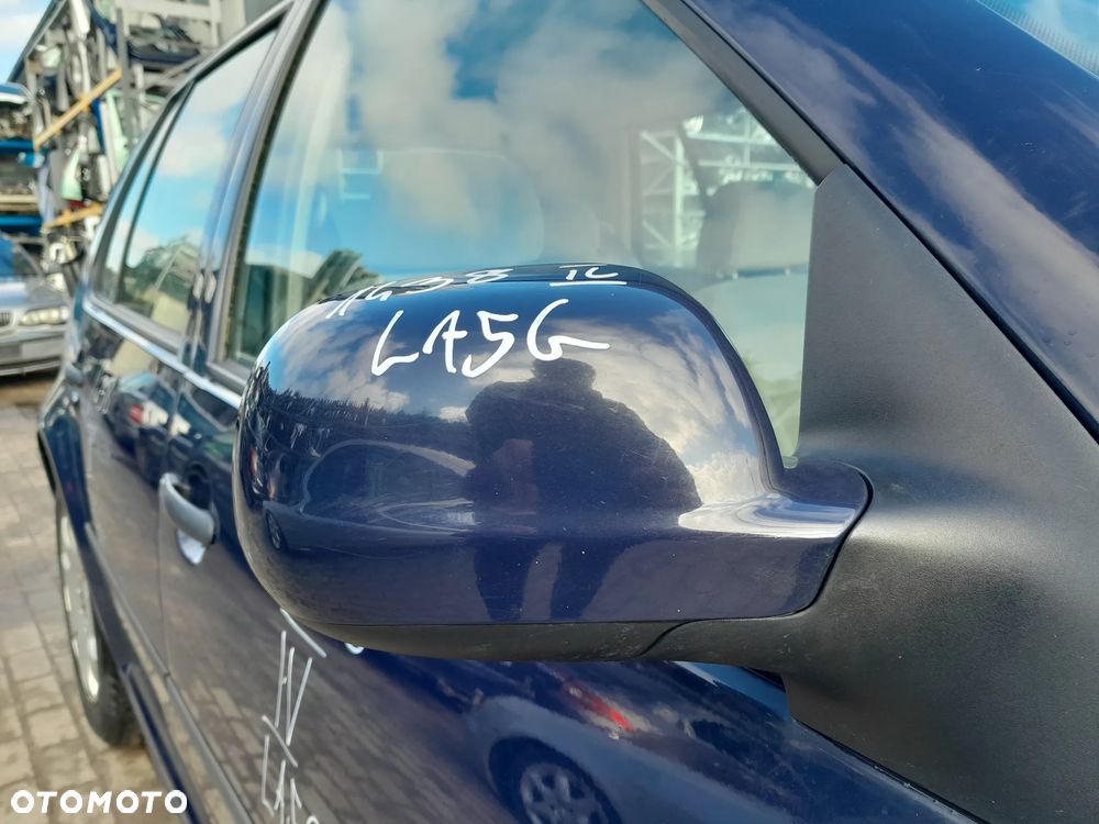 VW GOLF IV LUSTERKO PRAWE PRZEDNIE PRAWY PRZÓD KOLOR: LA5G - 1