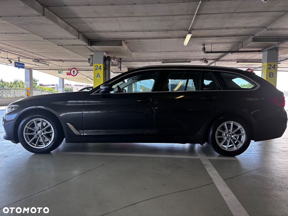 BMW Seria 5 520d Efficient Dynamics Edition - 10