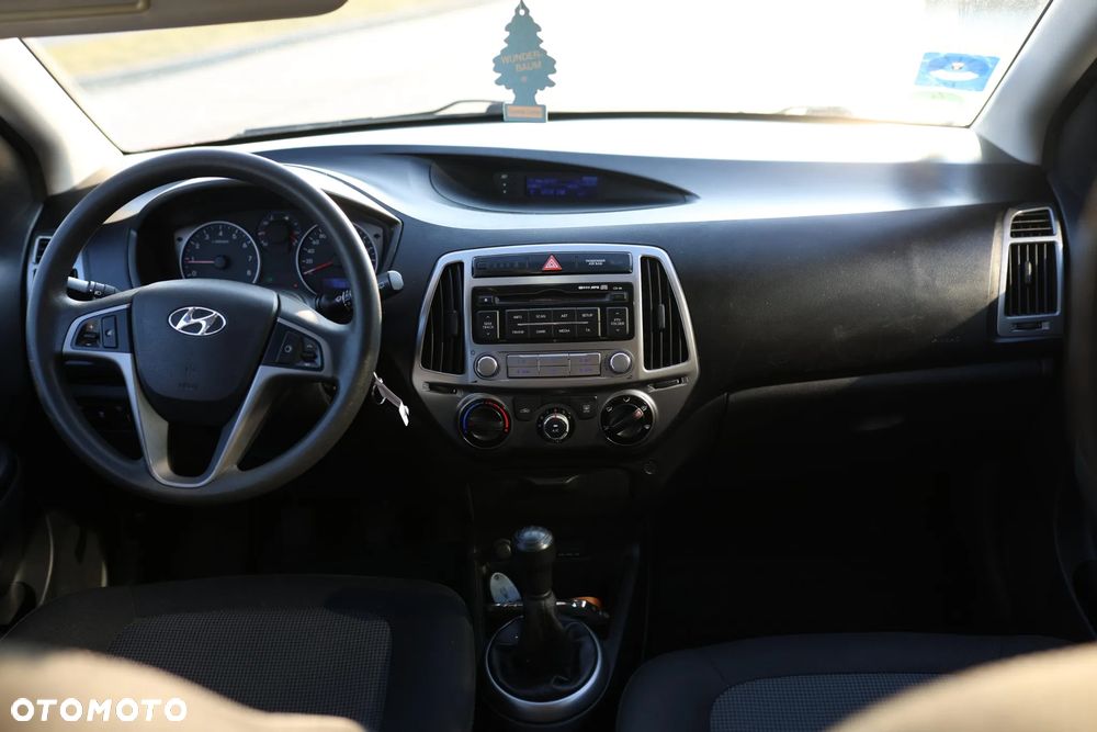 Hyundai i20 1.25 Wersja Jubileuszowa - 13