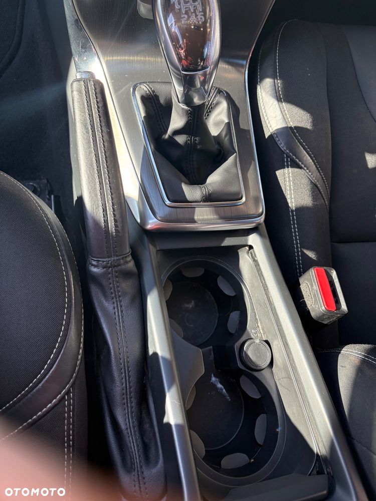 Volvo V40 T3 Momentum - 13