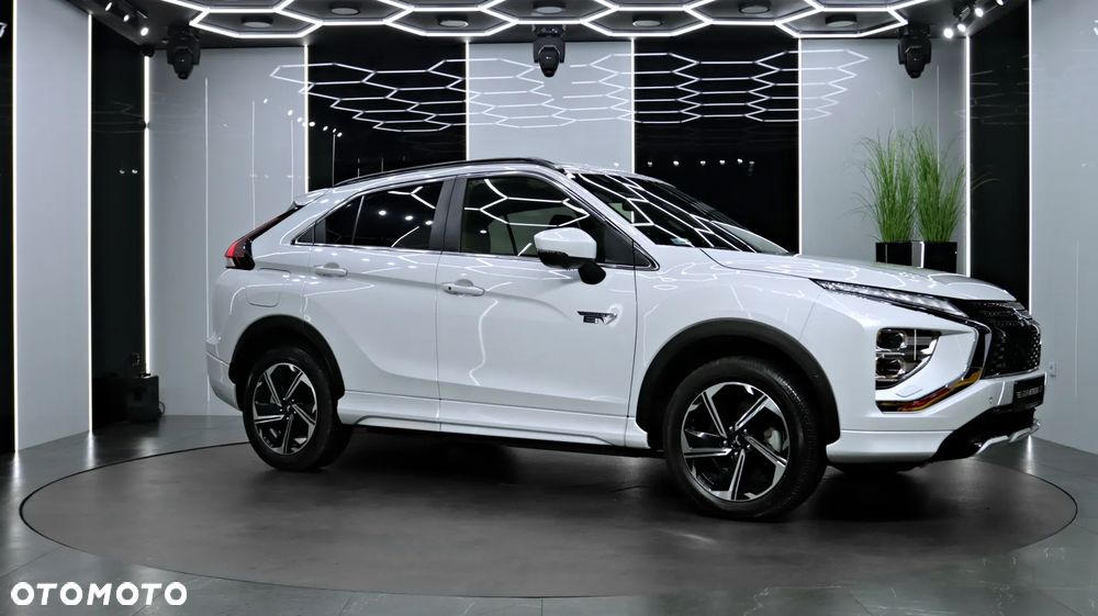 Mitsubishi Eclipse Cross 2.4 PHEV Instyle Plus - 12