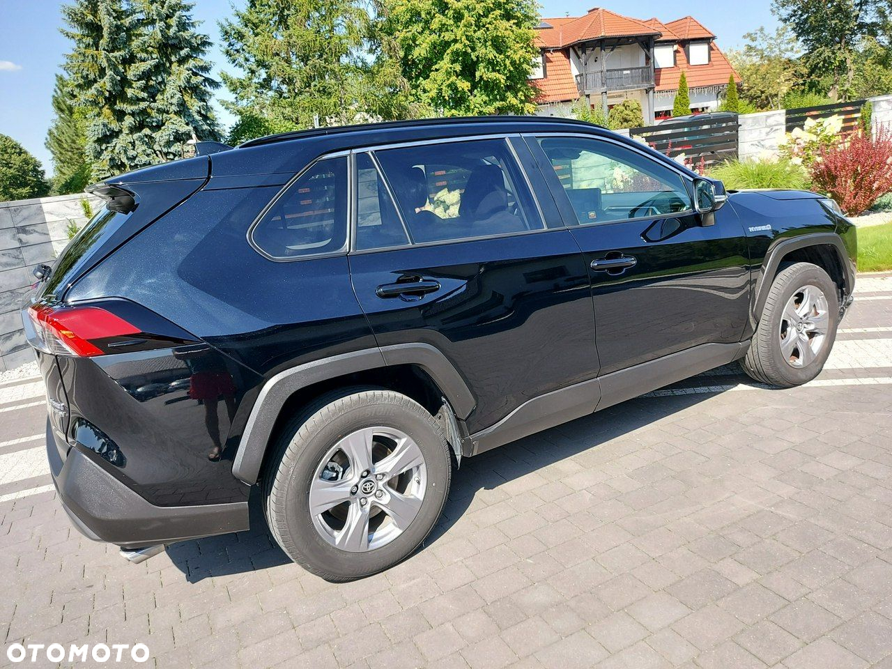 Toyota RAV4 - 18