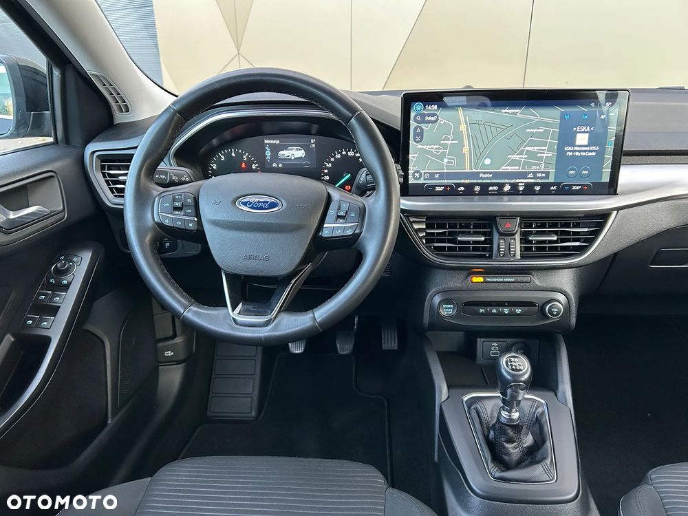 Ford Focus 1.0 EcoBoost Titanium Design - 20