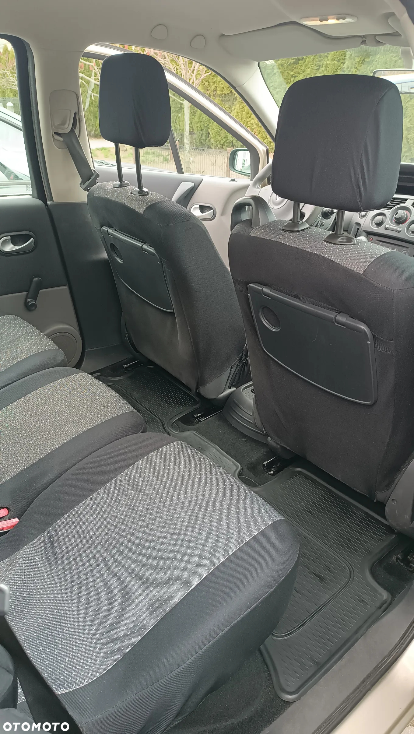 Renault Grand Scenic Gr 1.6 16V Alize - 12