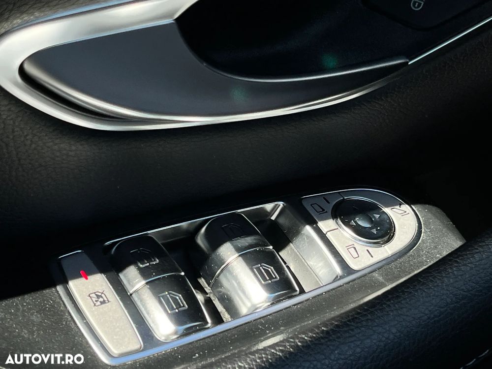 Mercedes-Benz E 220 d 4MATIC Aut. - 22
