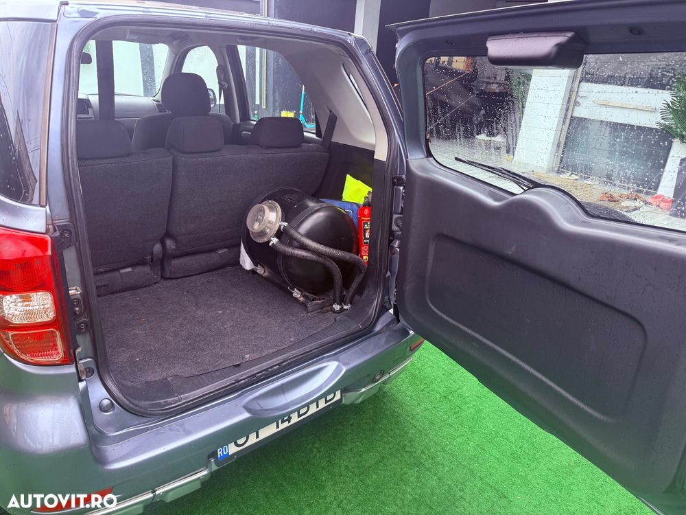 Daihatsu Terios ver-1-3-dx-4wd - 5
