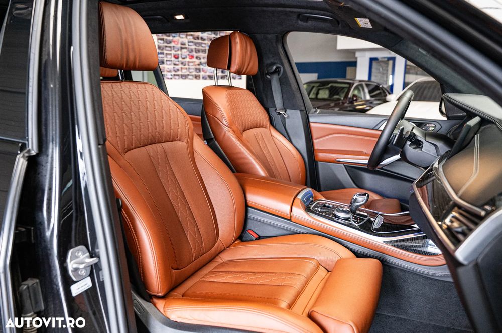 BMW X7 M50i - 34