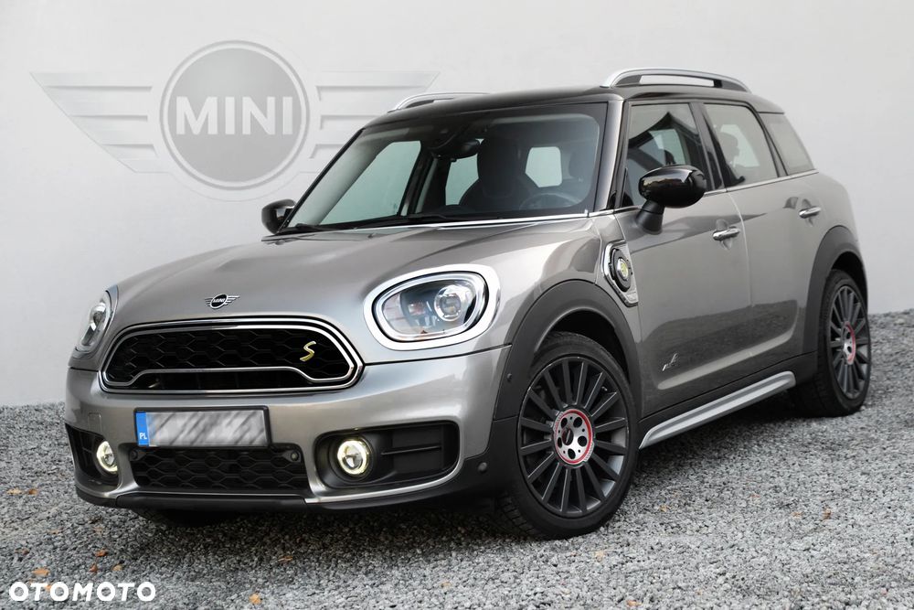 MINI Countryman Cooper SE ALL4 John Cooper Works Trim - 1