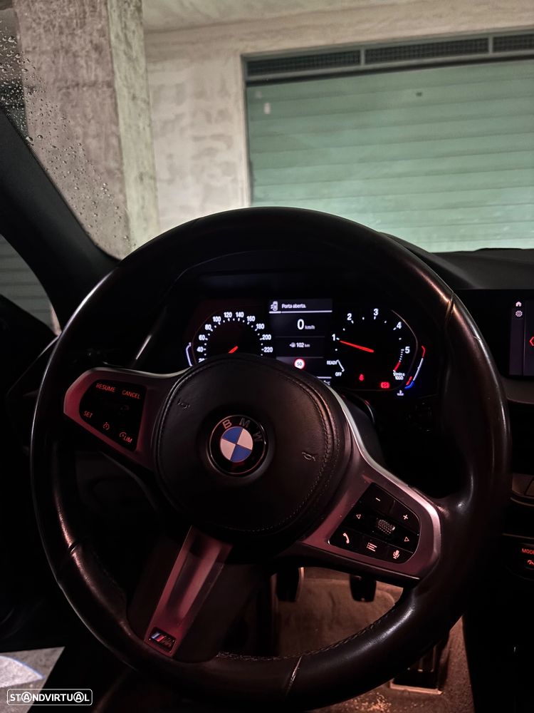 BMW 116 d Pack Desportivo M - 14