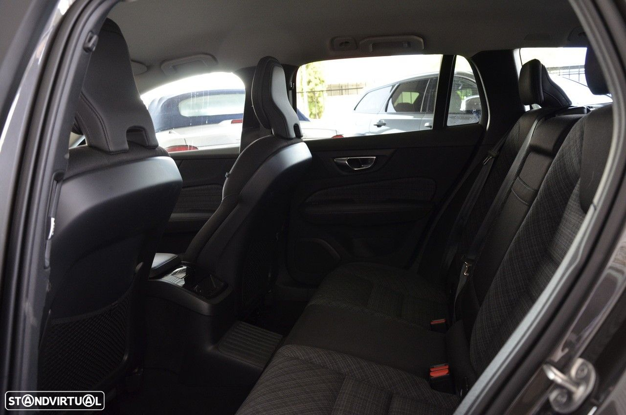 Volvo V60 2.0 T6 AWD TE Core - 10
