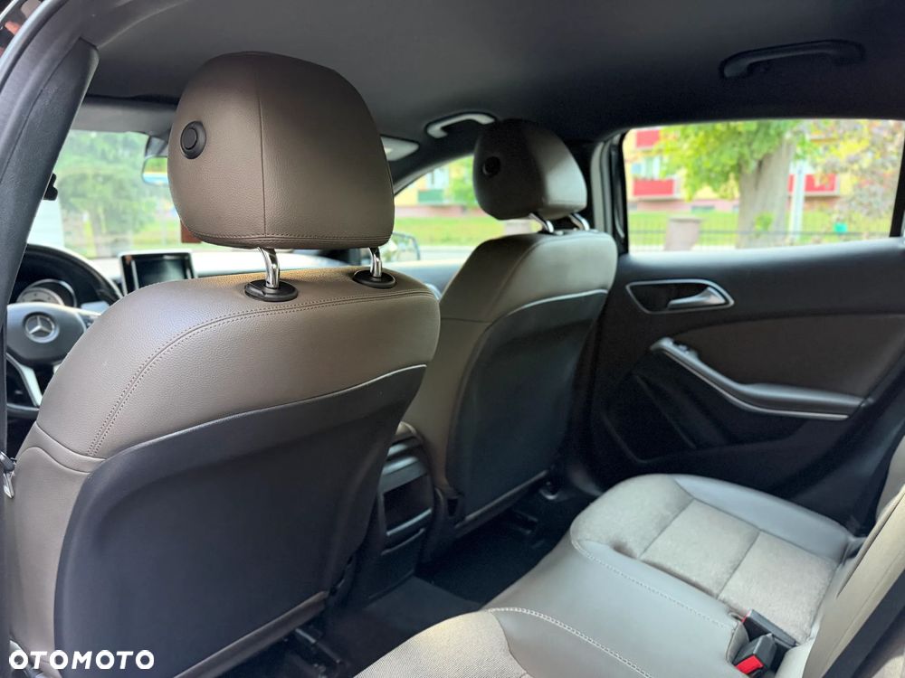Mercedes-Benz GLA 200 CDI Edition 1 - 23