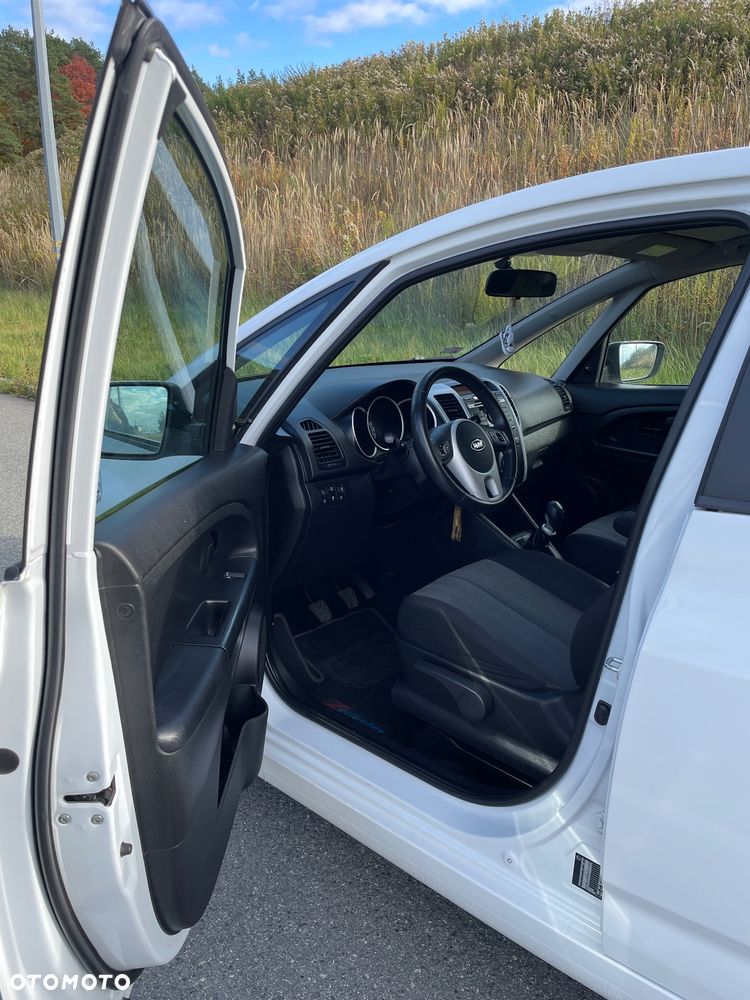 Kia Venga 1.4 M - 21