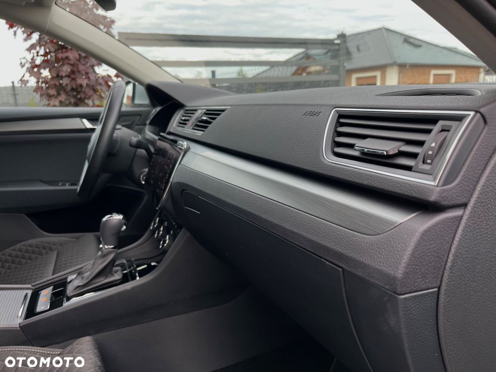 Skoda Superb 1.5 TSI ACT DSG Sportline - 27