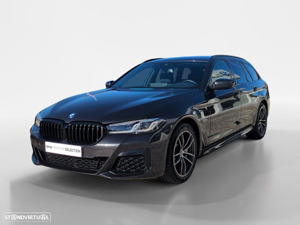 BMW 530 e Pack Desportivo M - 1