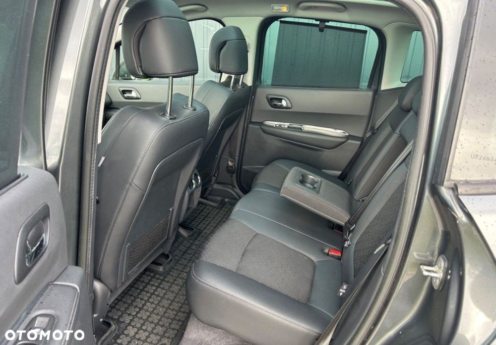 Peugeot 3008 - 11