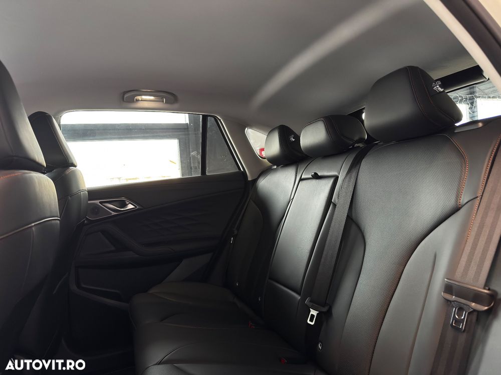 MG HS 1.5 T-GDi HEV Exclusive - 22