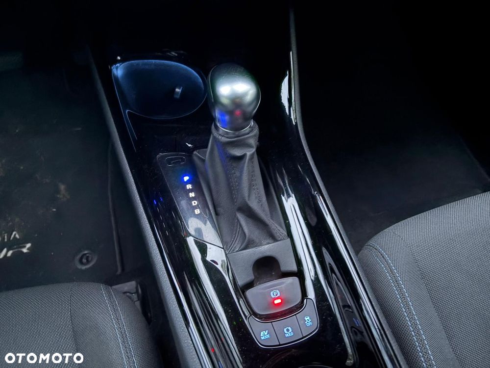 Toyota C-HR 1.8 Hybrid GPF Style - 11