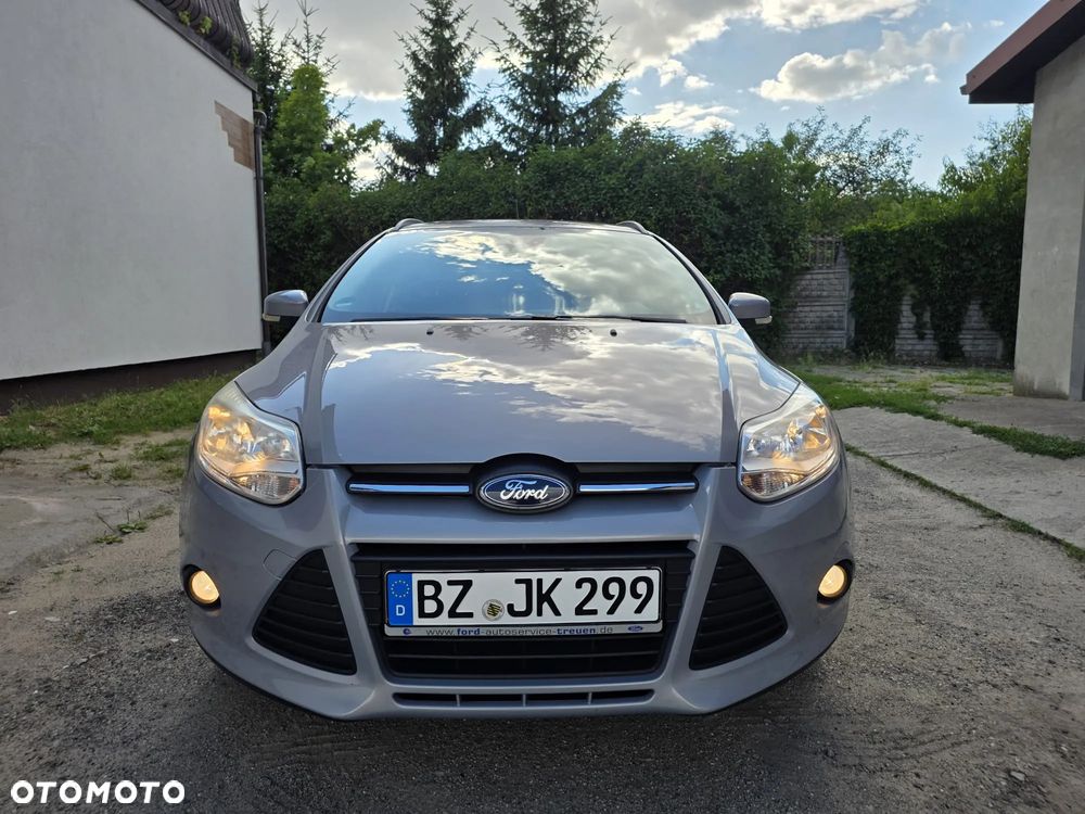 Ford Focus 1.6 Ambiente - 24