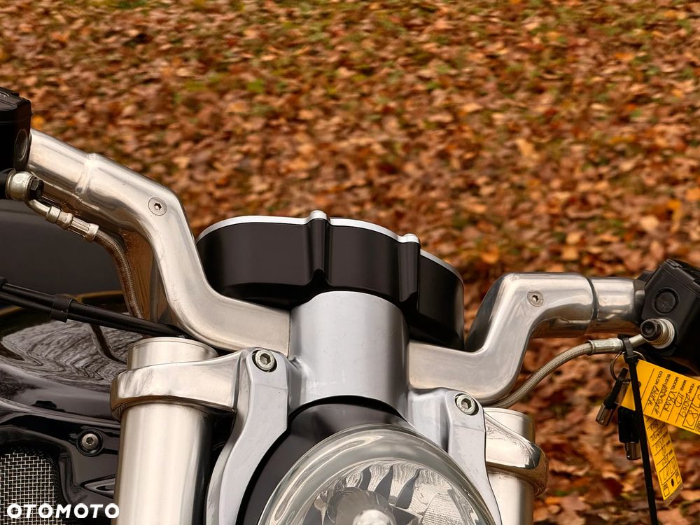 Harley-Davidson V-Rod Muscle - 7