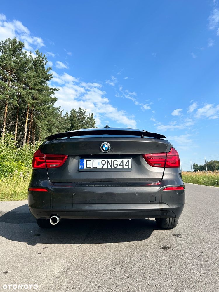 BMW 3GT 318d Sport Line - 28