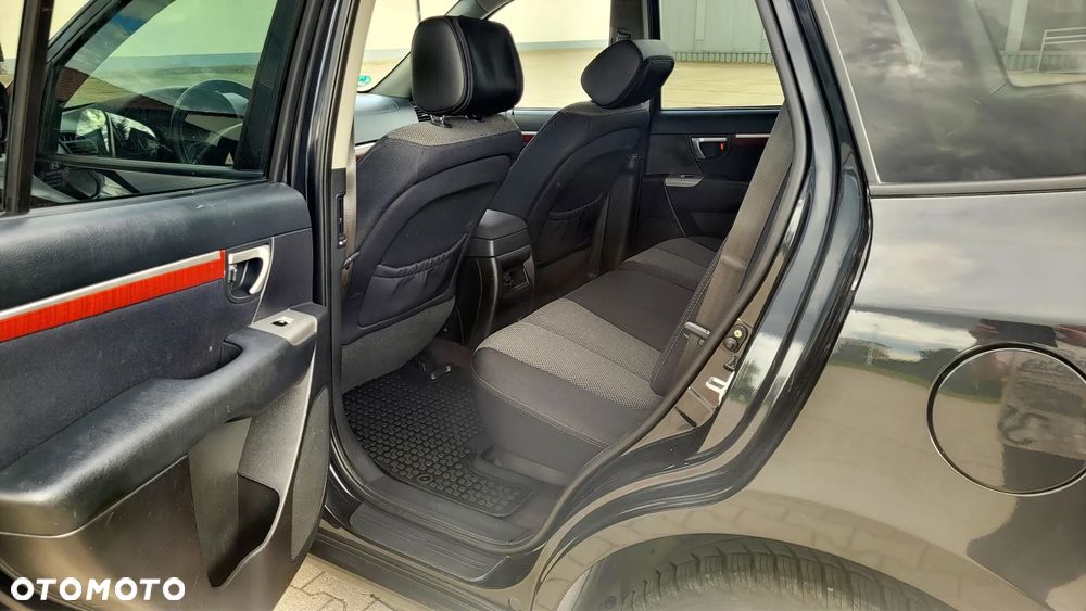 Hyundai Santa Fe 2.7 V6 2WD GLS - 12