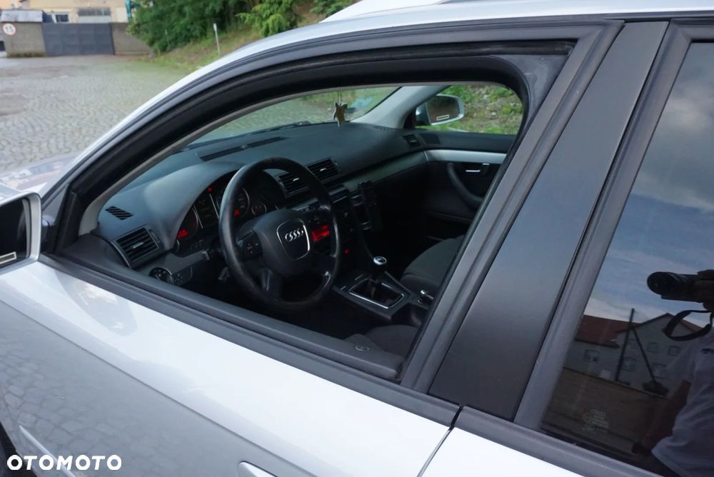 Audi A4 Avant - 7