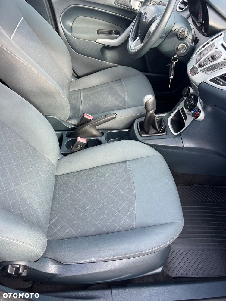 Ford Fiesta 1.25 Ambiente - 12