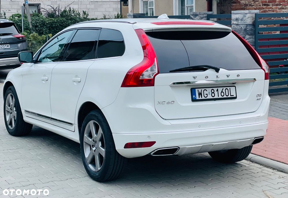 Volvo XC 60 D5 AWD Summum - 25
