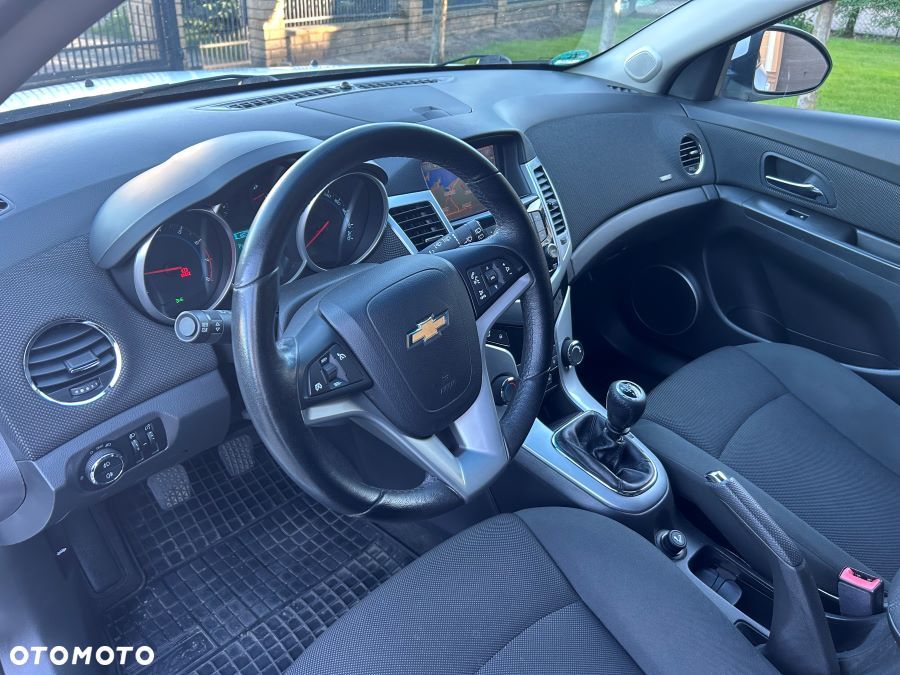 Chevrolet Cruze 1.4T LTZ - 10