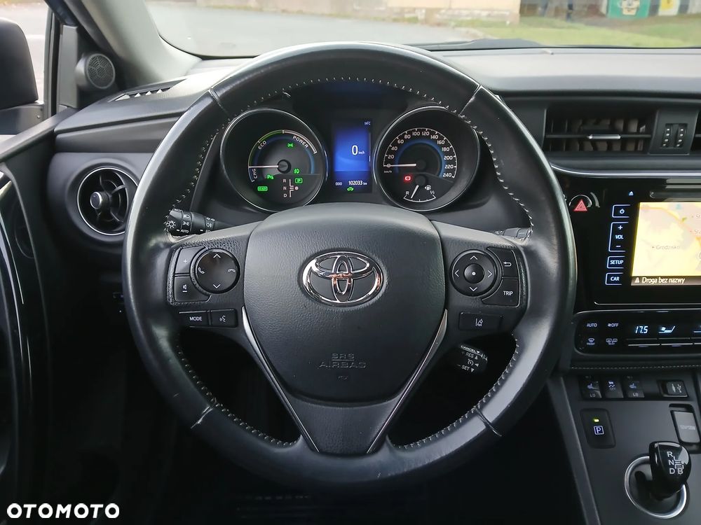Toyota Auris Hybrid 135 Premium - 14
