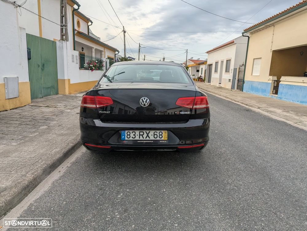 VW Passat 1.6 TDI Confortline - 2