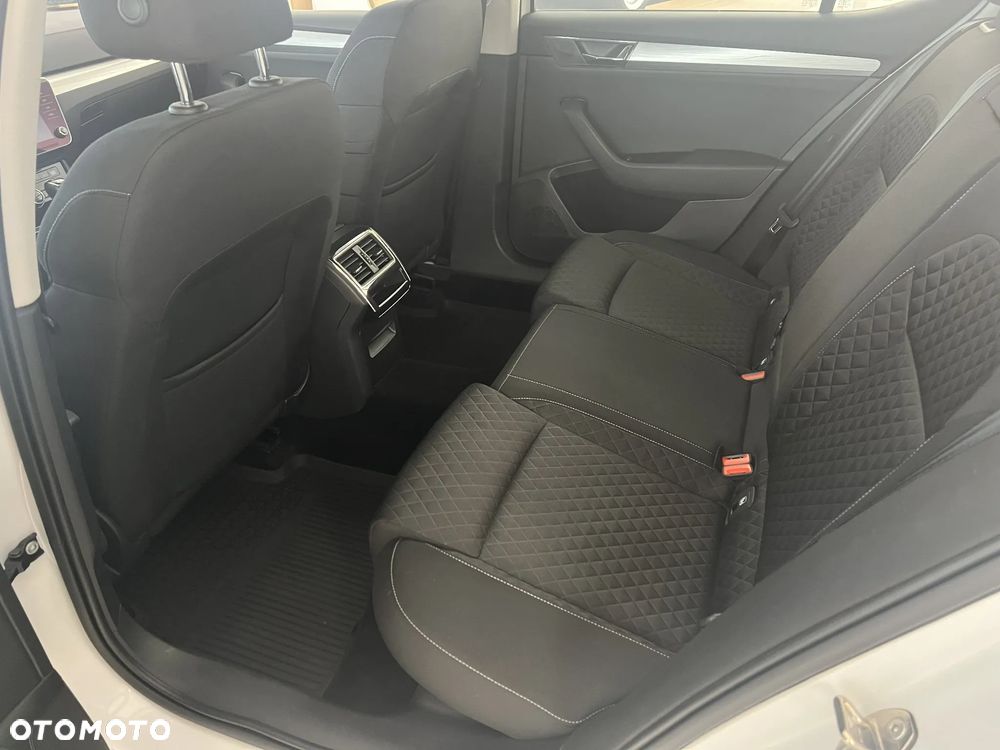 Skoda Superb 2.0 TSI 4x4 Ambition DSG - 11