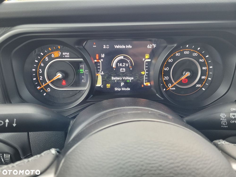 Jeep Wrangler - 17