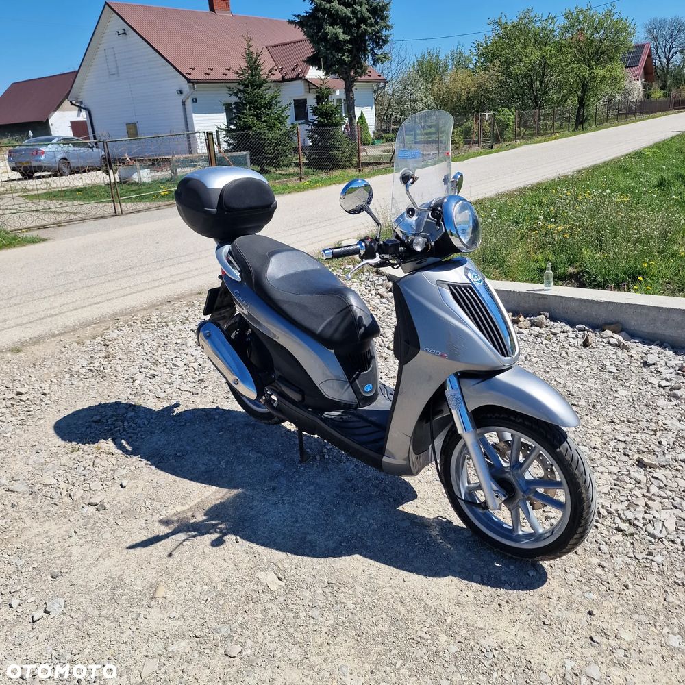 Piaggio Vespa - 3