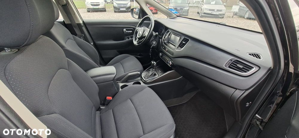 Kia Carens 1.7 CRDi Vision - 16