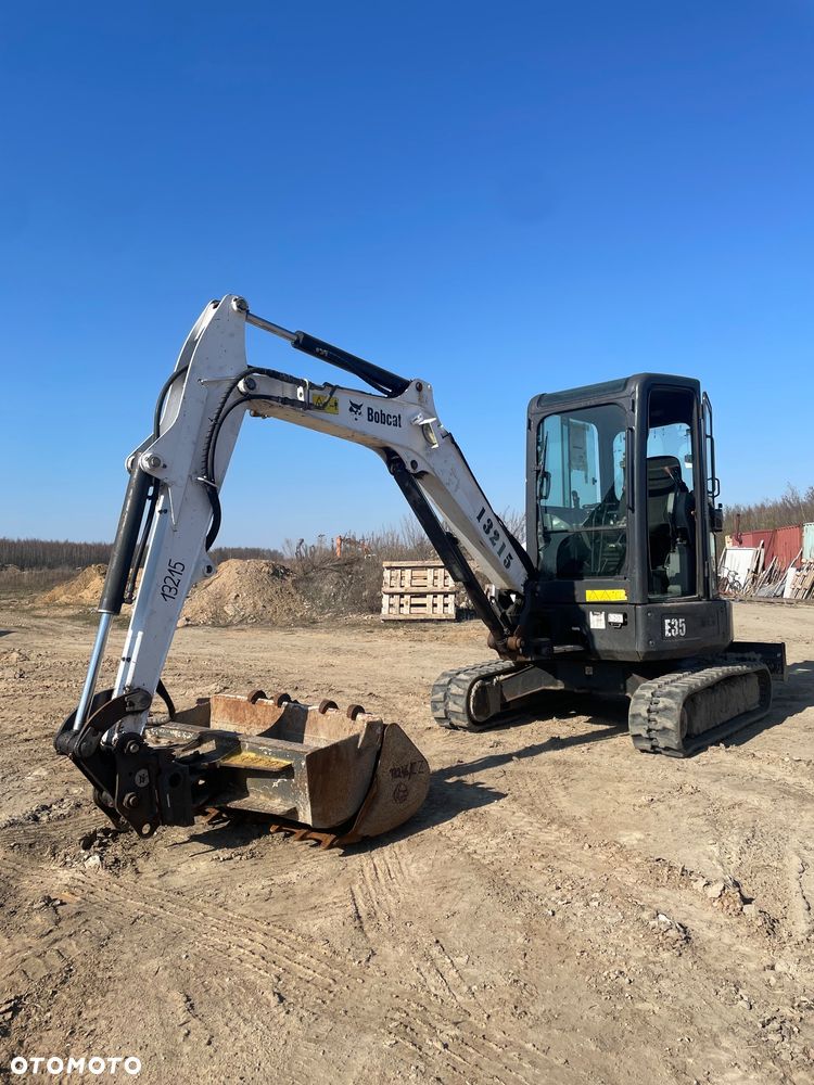 Bobcat E35 - 5