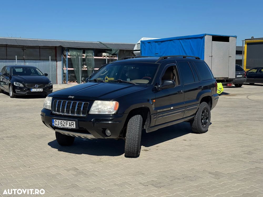Jeep Grand Cherokee - 1