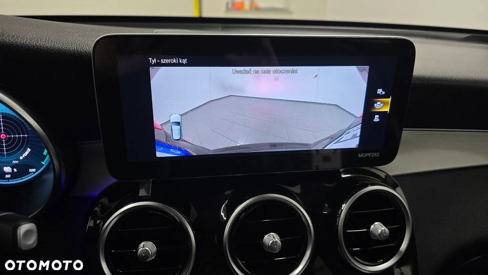 Mercedes-Benz GLC 300 de 4Matic 9G-TRONIC AMG Line Plus - 34