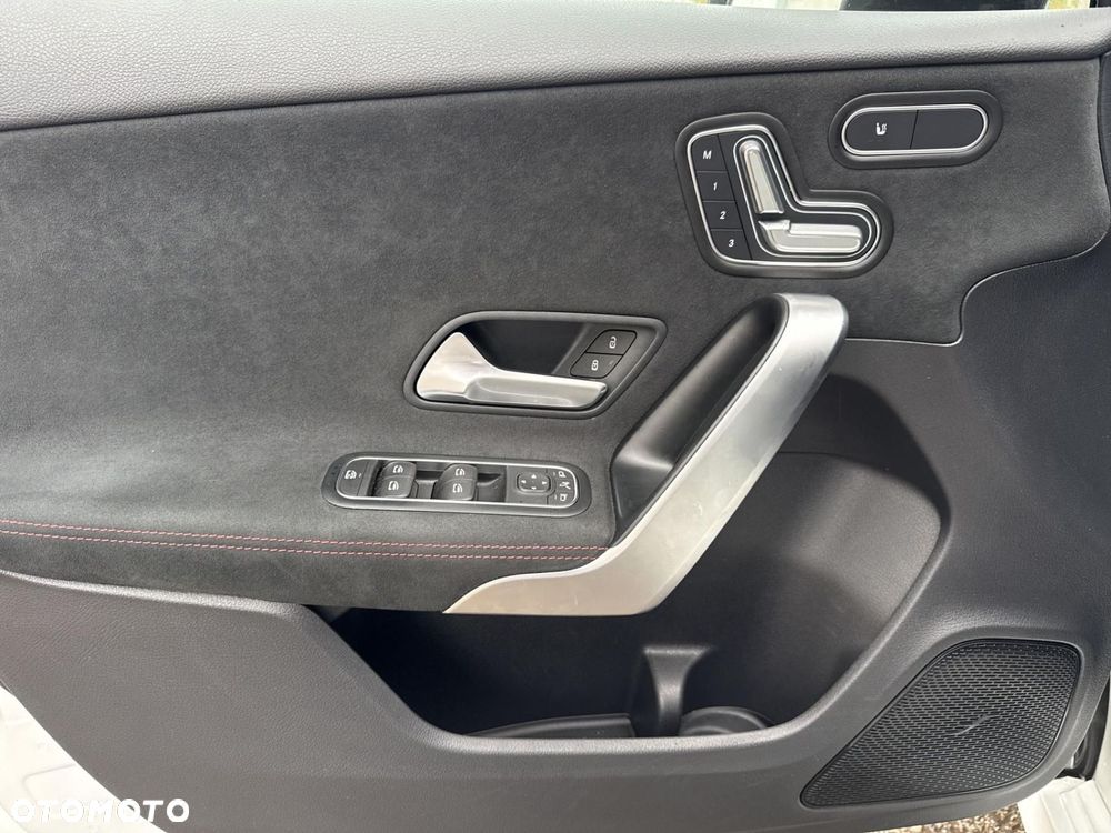 Mercedes-Benz Klasa A - 11